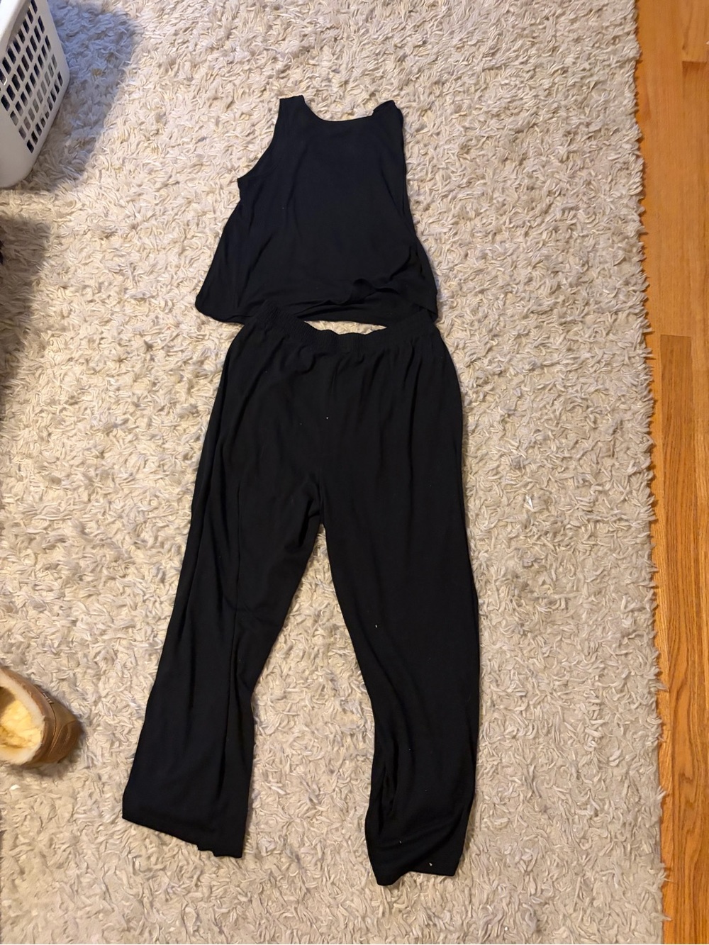 Black Women's Relaxed Elastic-Waist Pants and tank set